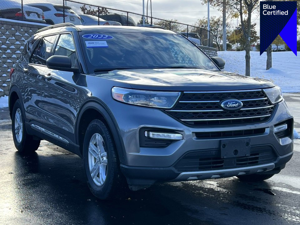 Certified 2022 Ford Explorer XLT w/ Equipment Group 202A image 1