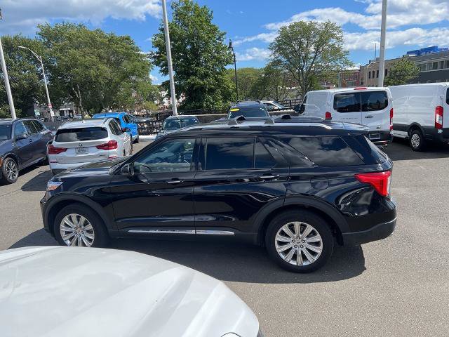 Certified 2022 Ford Explorer Limited w/ Hybrid Equipment Group 310A image 2