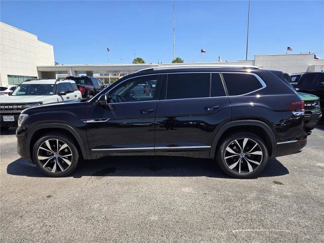 Used 2024 Volkswagen Atlas SEL Premium R-Line AWD/4WD image 5