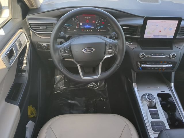 Certified 2020 Ford Explorer Limited RWD image 16