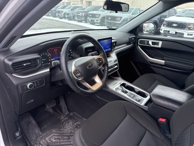 Certified 2022 Ford Explorer XLT image 9