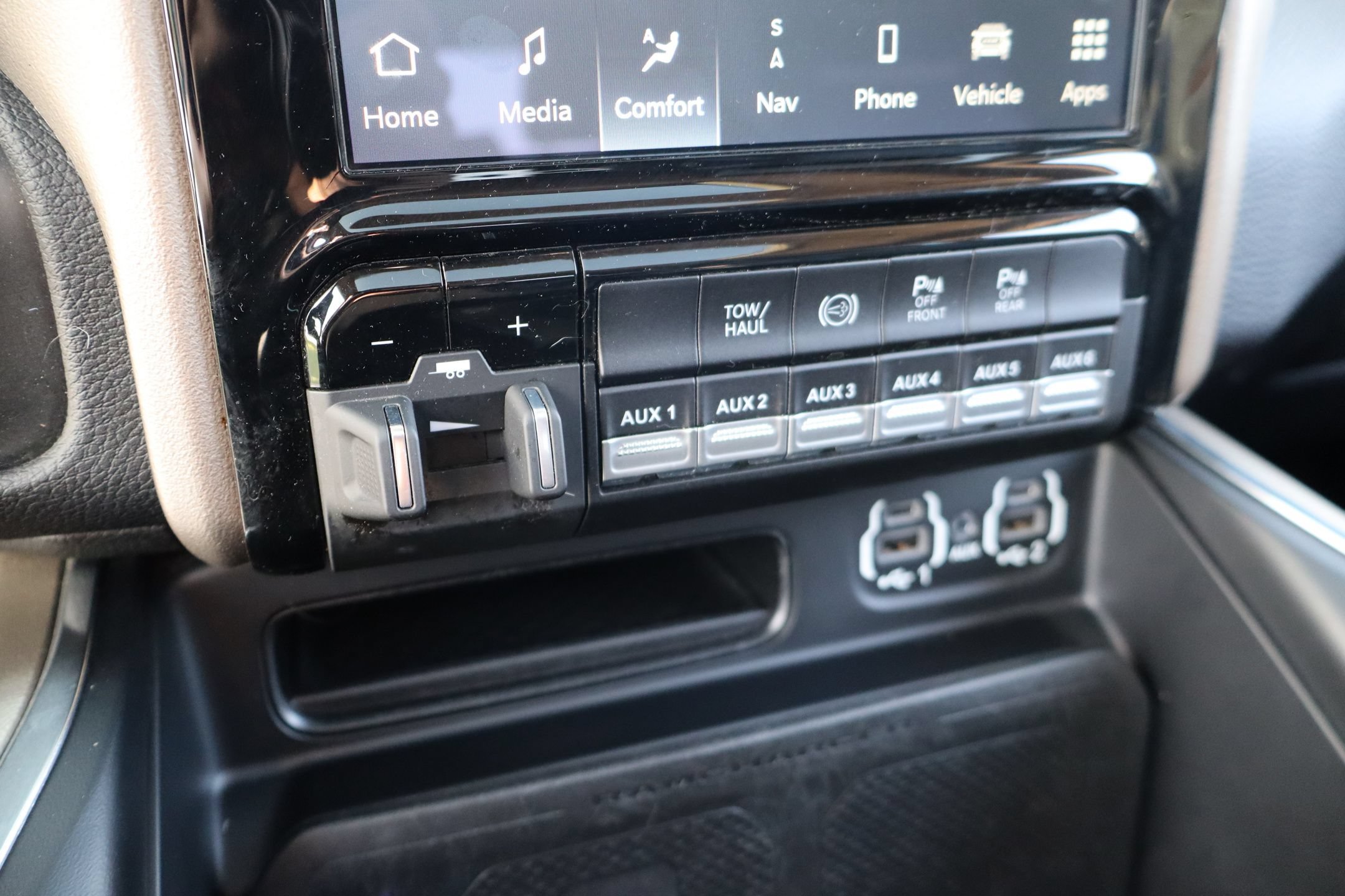 Used 2022 RAM 3500 Laramie AWD/4WD image 22