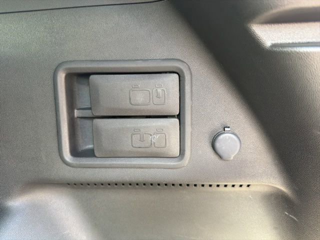 Used 2022 Chevrolet Equinox RS w/ RS Leather Package image 13