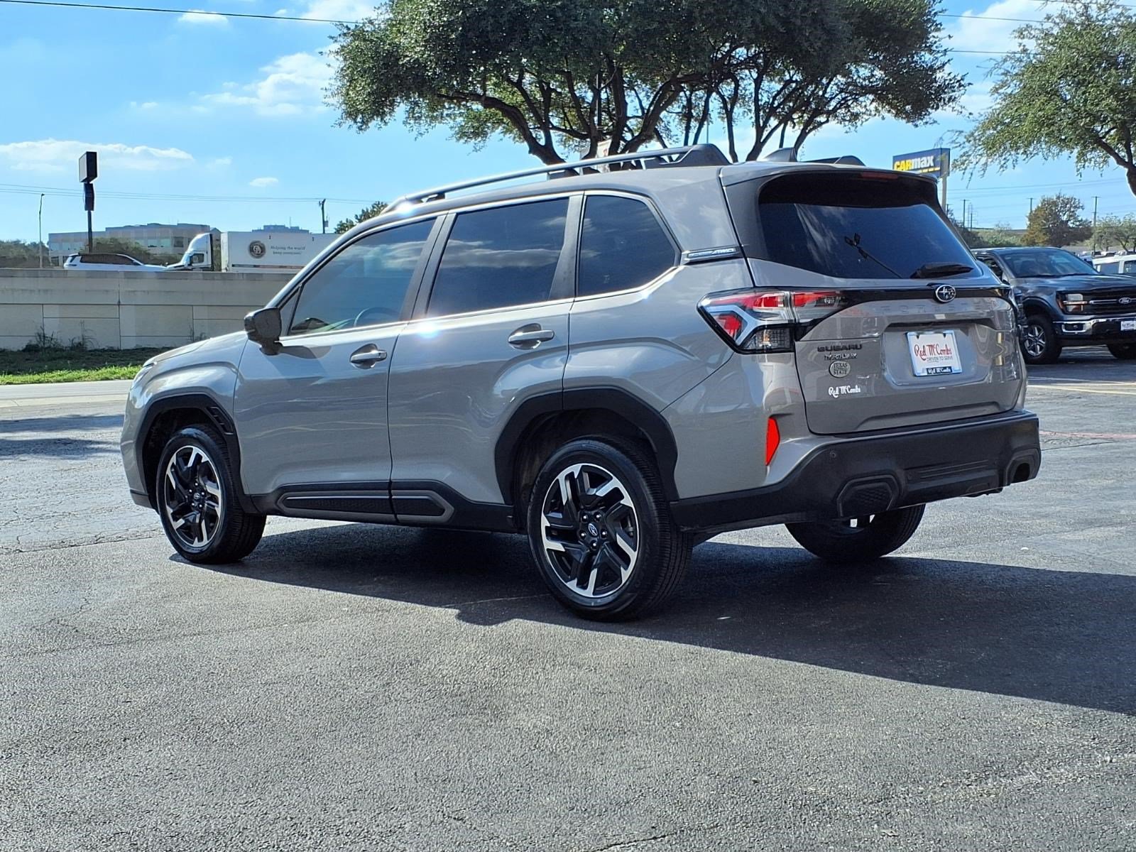 Used 2025 Subaru Forester Limited AWD/4WD image 8