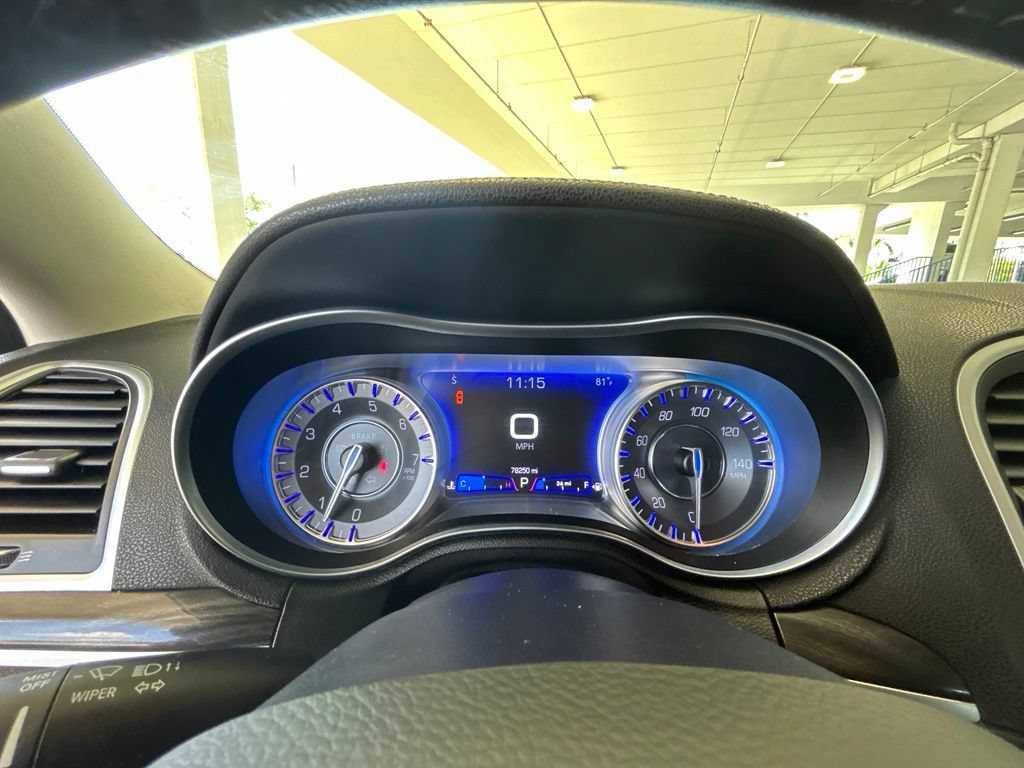 Used 2021 Chrysler 300 Touring w/ Sport Appearance Package RWD image 37