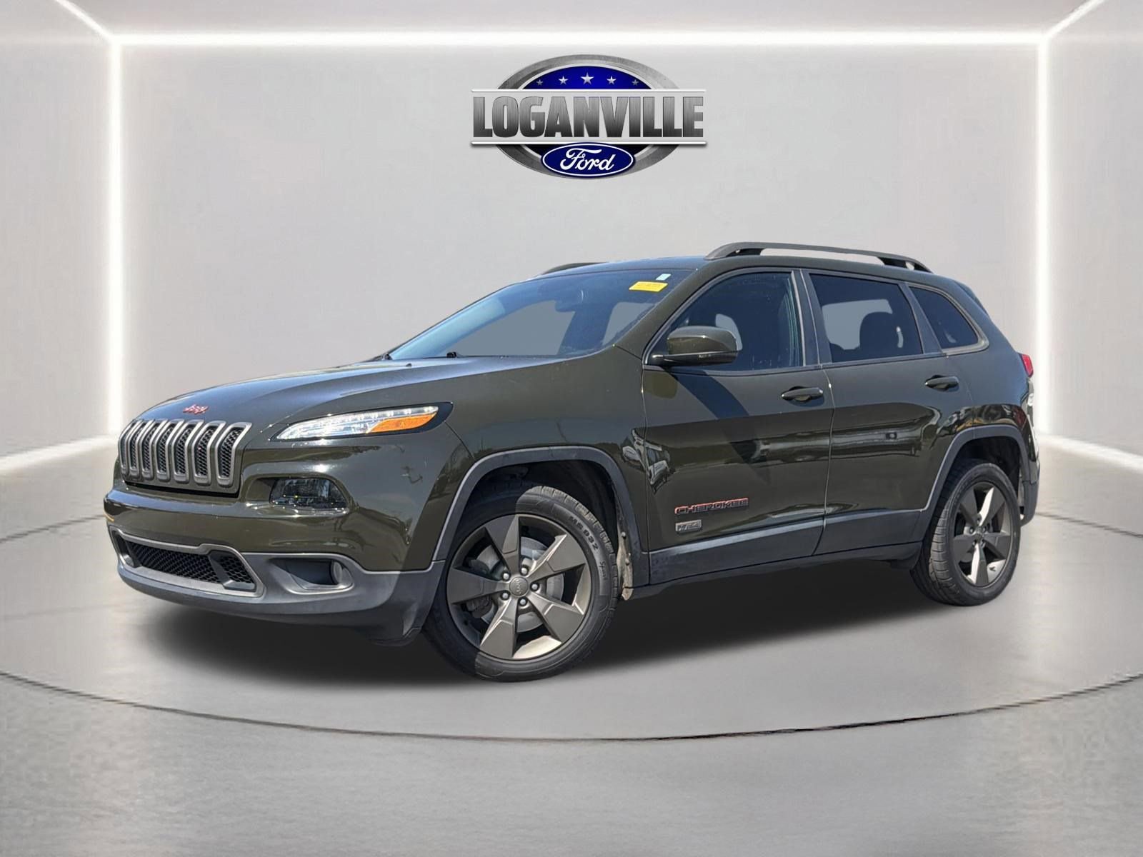 Used 2017 Jeep Cherokee Latitude w/ Safety/Convenience Group video 1