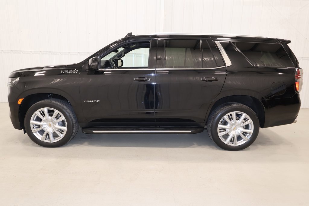 Used 2023 Chevrolet Tahoe High Country image 2