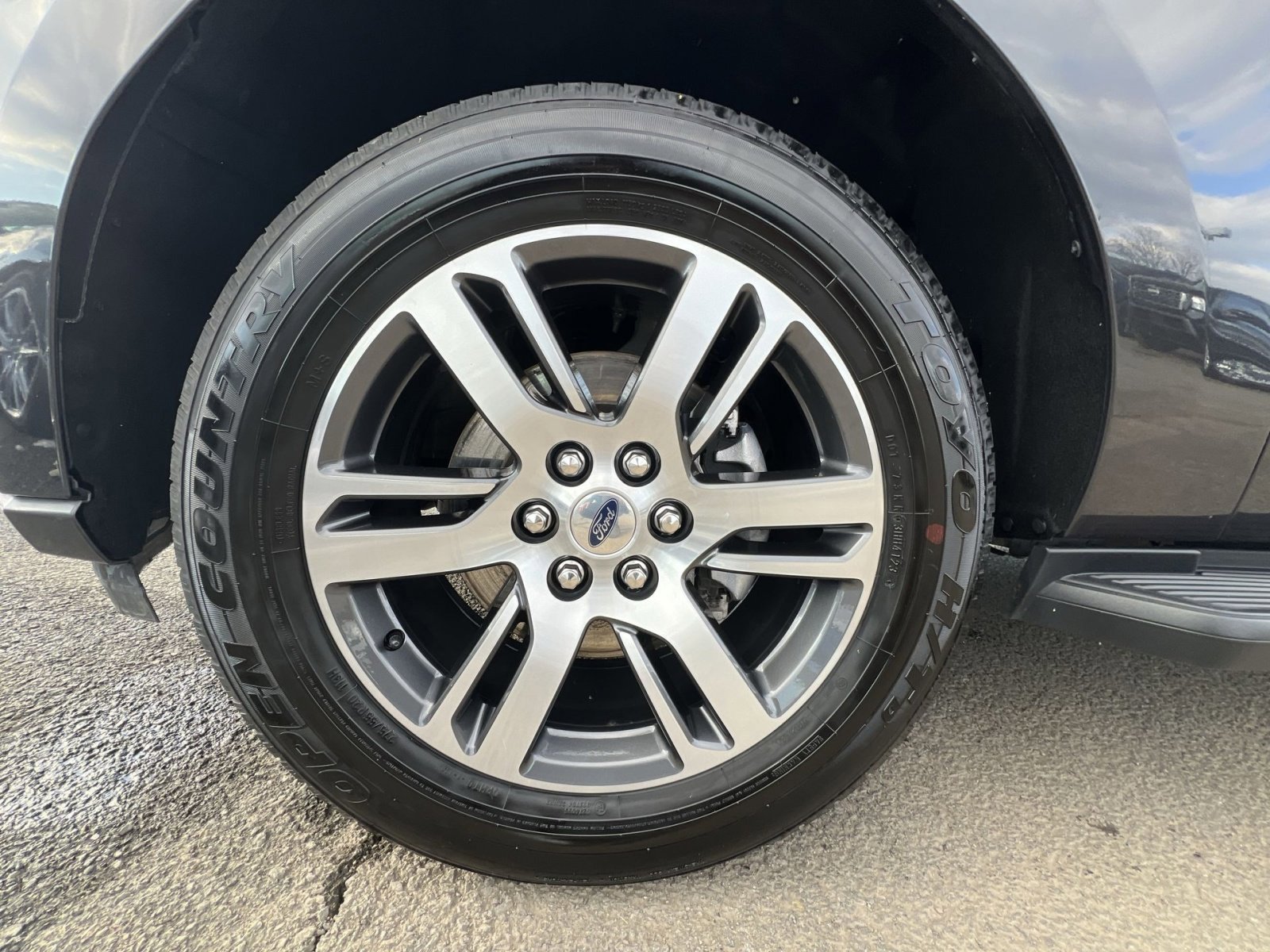 Certified 2024 Ford Expedition Limited image 12