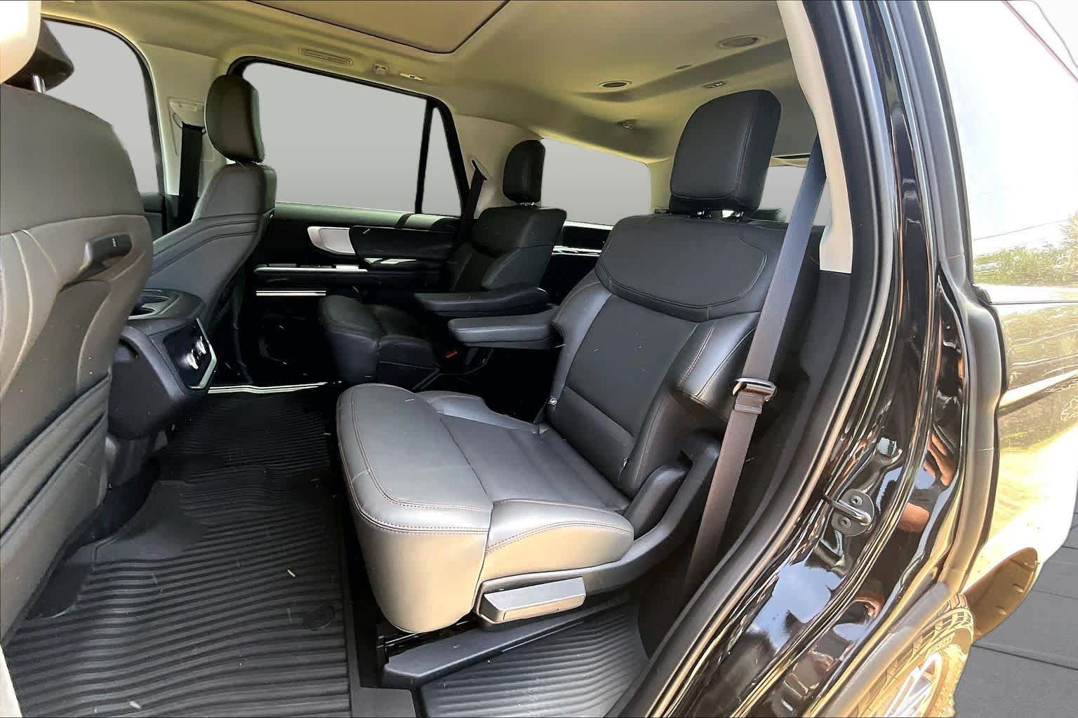 Certified 2025 Ford Expedition Active AWD/4WD image 21