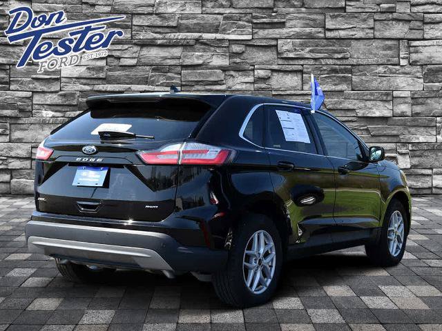 Certified 2023 Ford Edge SEL w/ Convenience Package AWD/4WD image 3