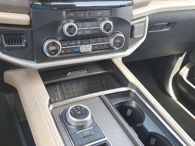 Certified 2024 Ford Expedition Limited RWD image 17