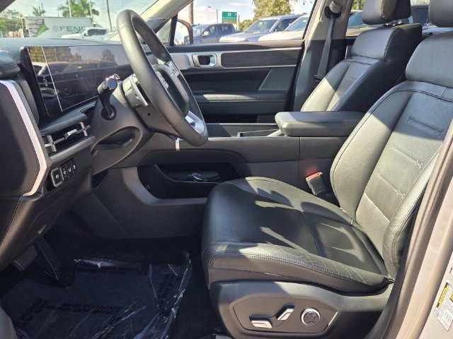 Used 2024 Hyundai Santa Fe Limited FWD image 12