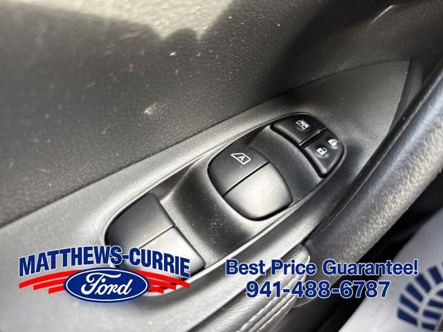 Used 2019 Nissan Rogue SV w/ Premium Package FWD image 25
