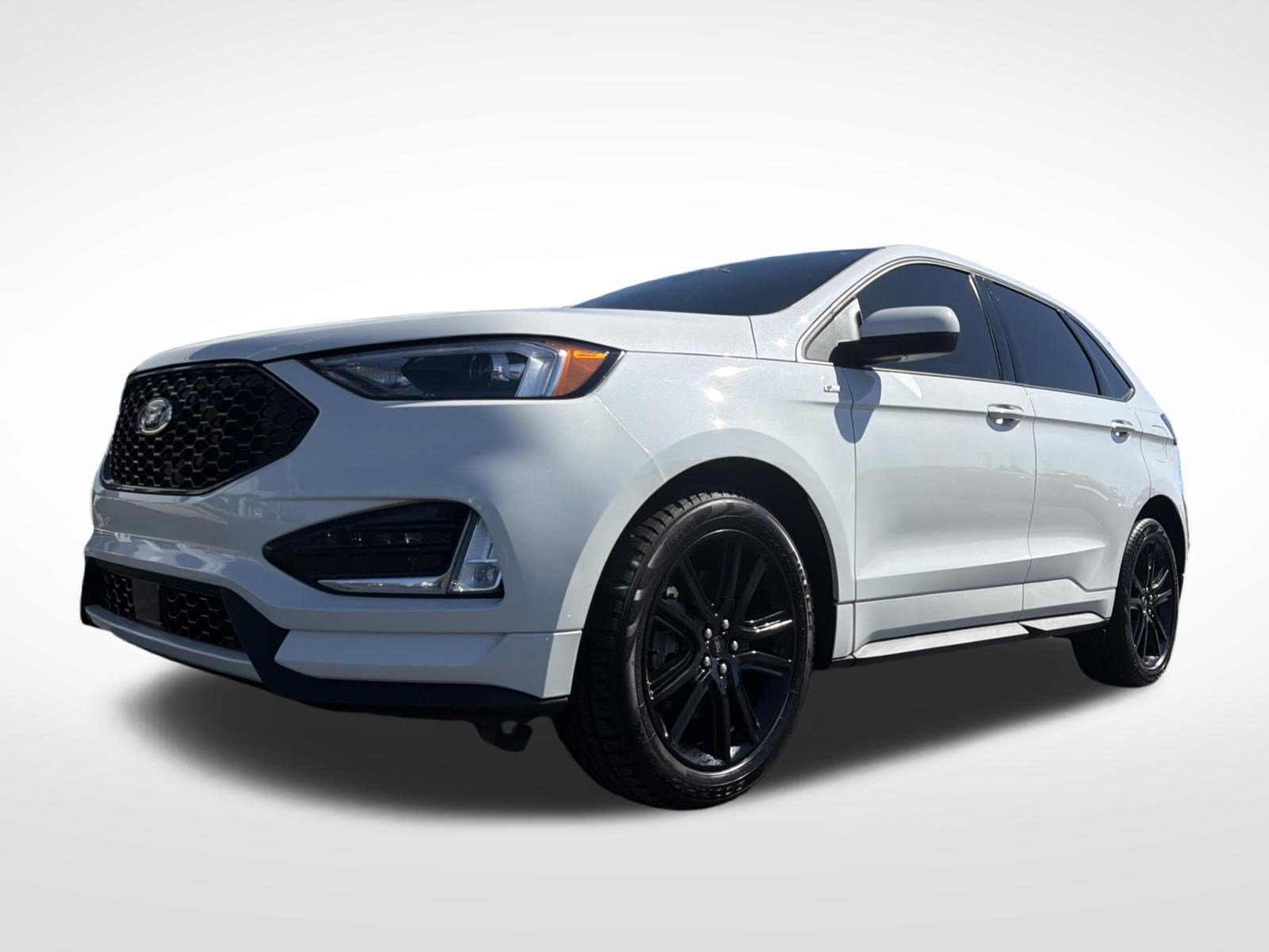 Certified 2023 Ford Edge ST-Line AWD/4WD image 2