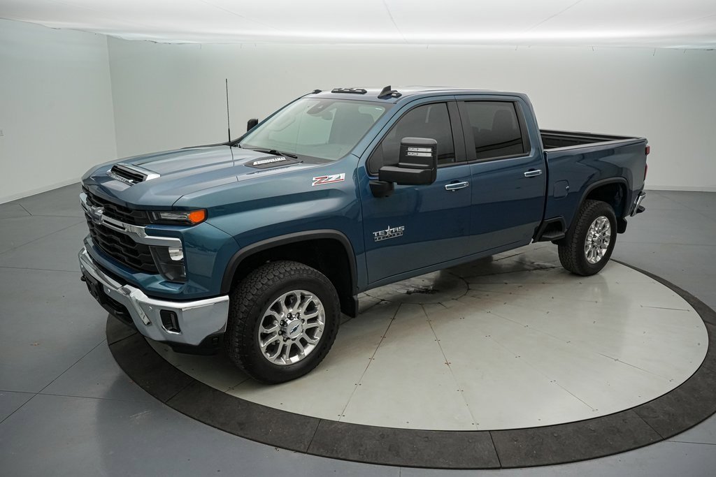 Used 2025 Chevrolet Silverado 2500 LT w/ Texas Edition image 9