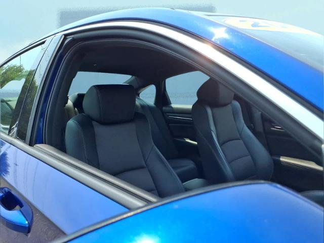 Used 2019 Honda Accord Sport image 10