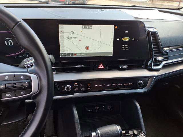 Used 2024 Kia Sportage EX image 8