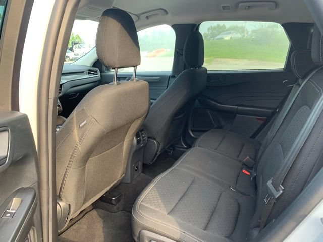 Certified 2025 Ford Escape Active AWD/4WD image 18