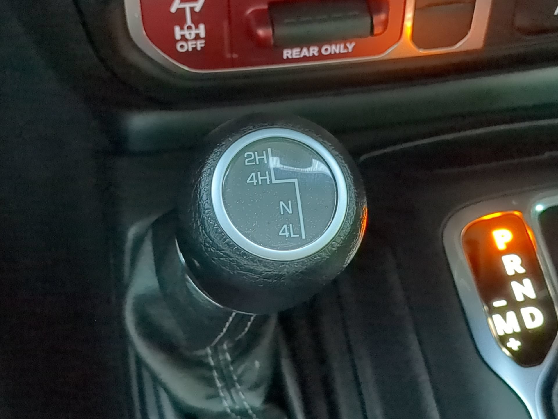 Used 2024 Jeep Gladiator Sport AWD/4WD image 63