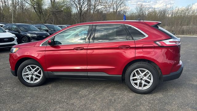 Certified 2023 Ford Edge SEL w/ Convenience Package image 2
