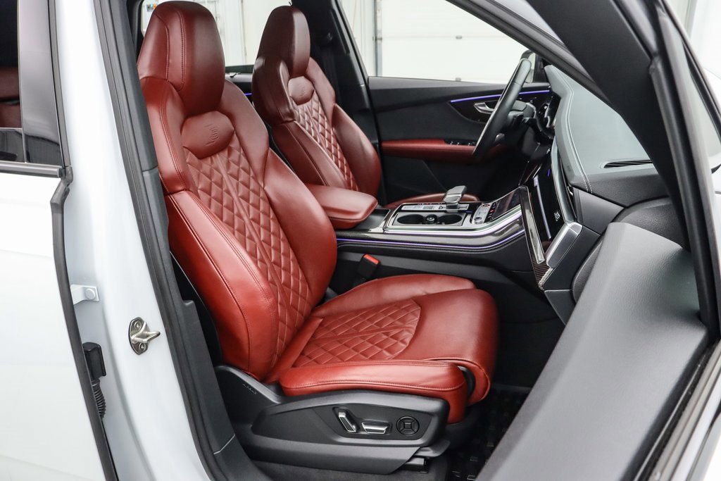 Used 2023 Audi SQ7 Prestige image 30