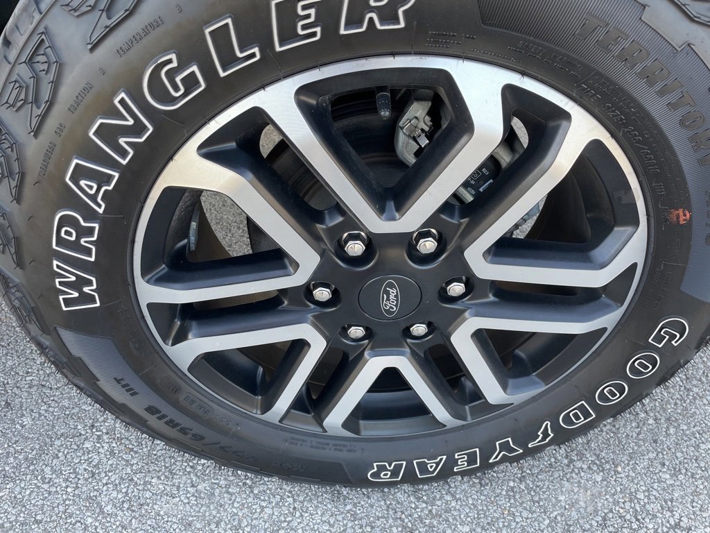 Certified 2024 Ford Ranger Lariat w/ FX4 Off-Road Package image 9