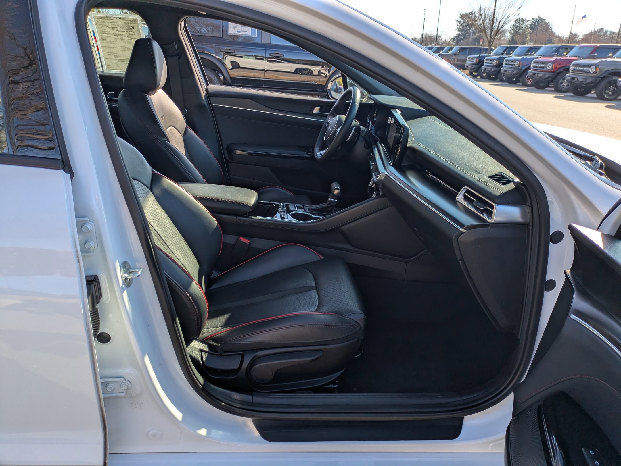 Used 2024 Kia K5 GT image 39