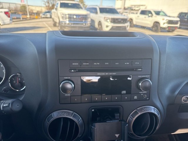 Used 2018 Jeep Wrangler Sport image 11