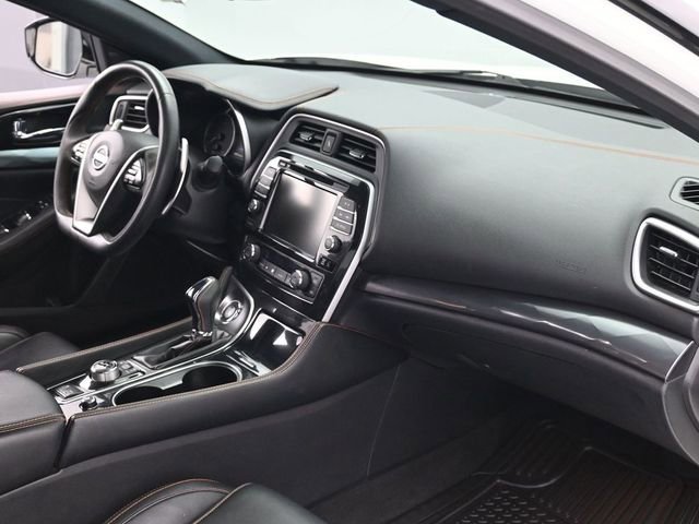 Used 2023 Nissan Maxima SR w/ Sport Mat Group image 29