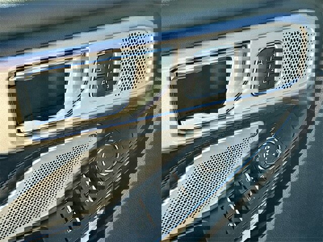 Certified 2022 Ford Explorer Platinum w/ Technology Package image 18