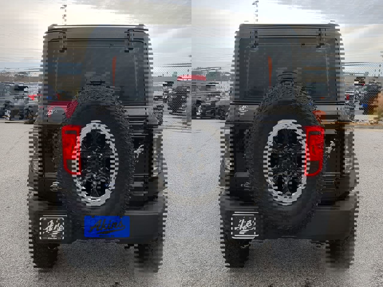 Certified 2023 Ford Bronco 2-Door w/ Sasquatch Package image 4