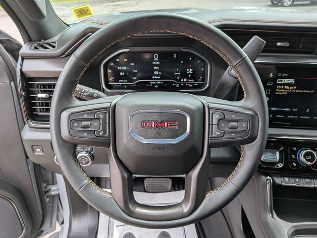 Used 2024 GMC Sierra 2500 AT4 w/ AT4 Premium Plus Package AWD/4WD image 9