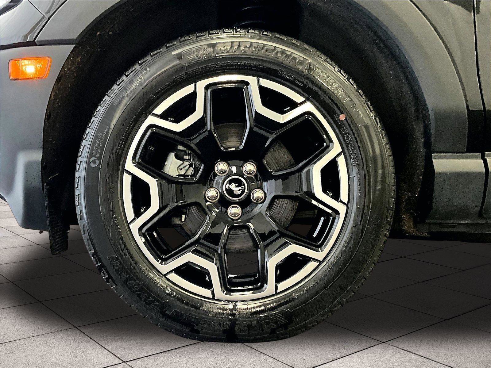 Certified 2025 Ford Bronco Sport Outer Banks w/ Outer Banks Tech Package+ image 8