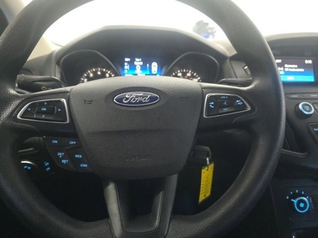 Certified 2018 Ford Focus SE FWD image 22