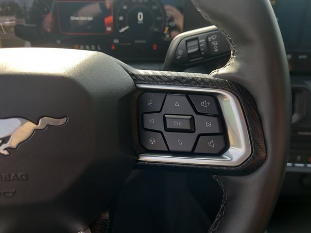 Certified 2025 Ford Mustang Coupe RWD image 23