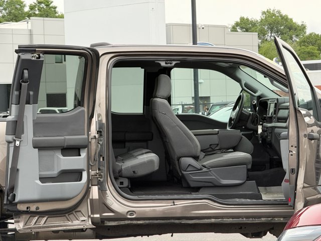 Certified 2023 Ford F250 XLT w/ FX4 Off-Road Package AWD/4WD image 26