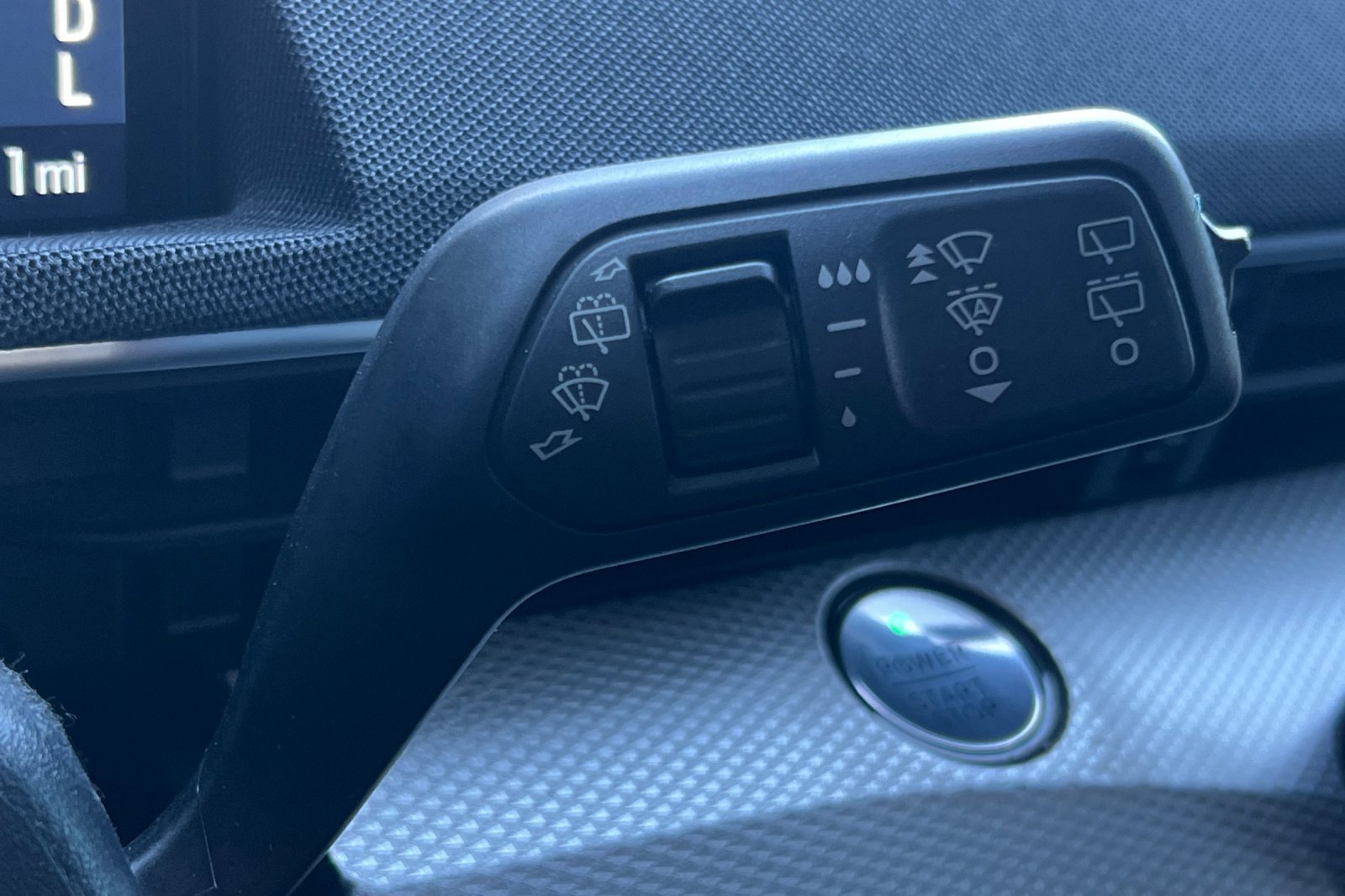 Certified 2021 Ford Mustang Mach-E Select w/ Comfort/Appearance Package image 37