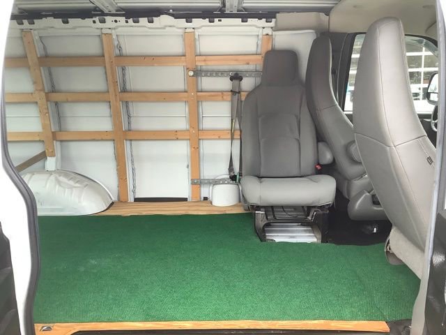 Used 2019 Chevrolet Express 2500 w/ Driver Convenience Package RWD image 23
