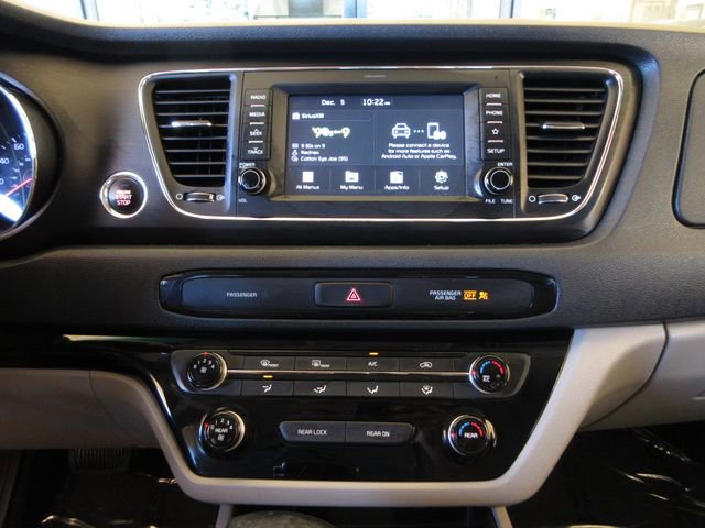 Used 2019 Kia Sedona EX image 18
