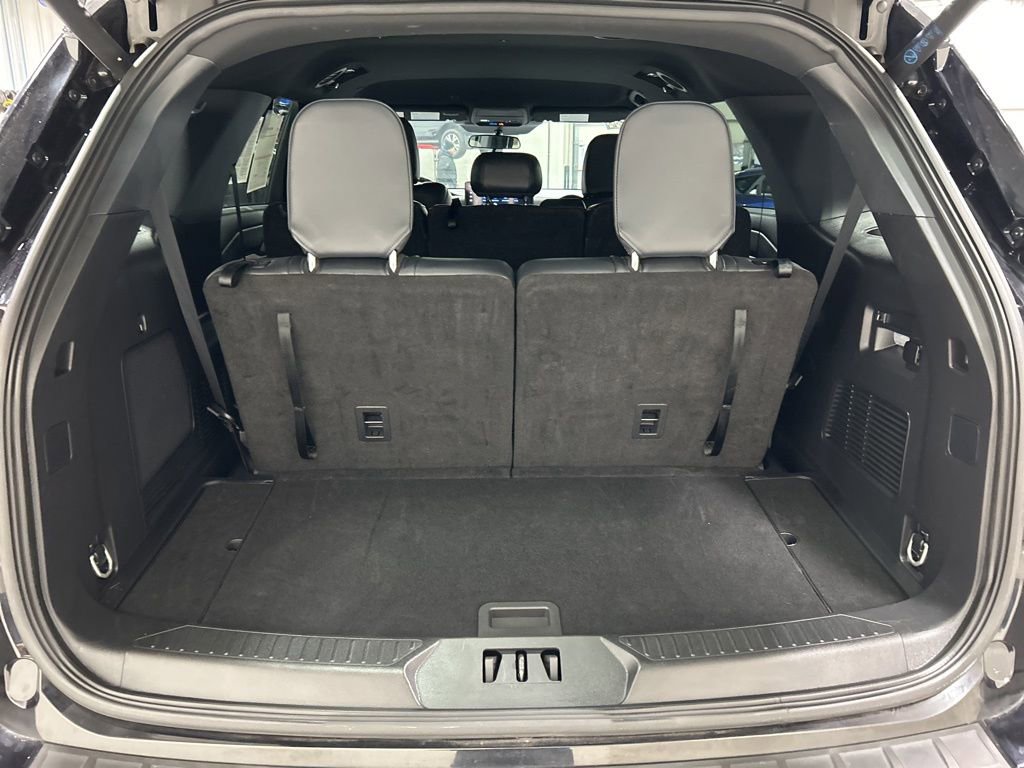 Certified 2025 Ford Explorer ST-Line w/ ST-Line Street Pack image 30