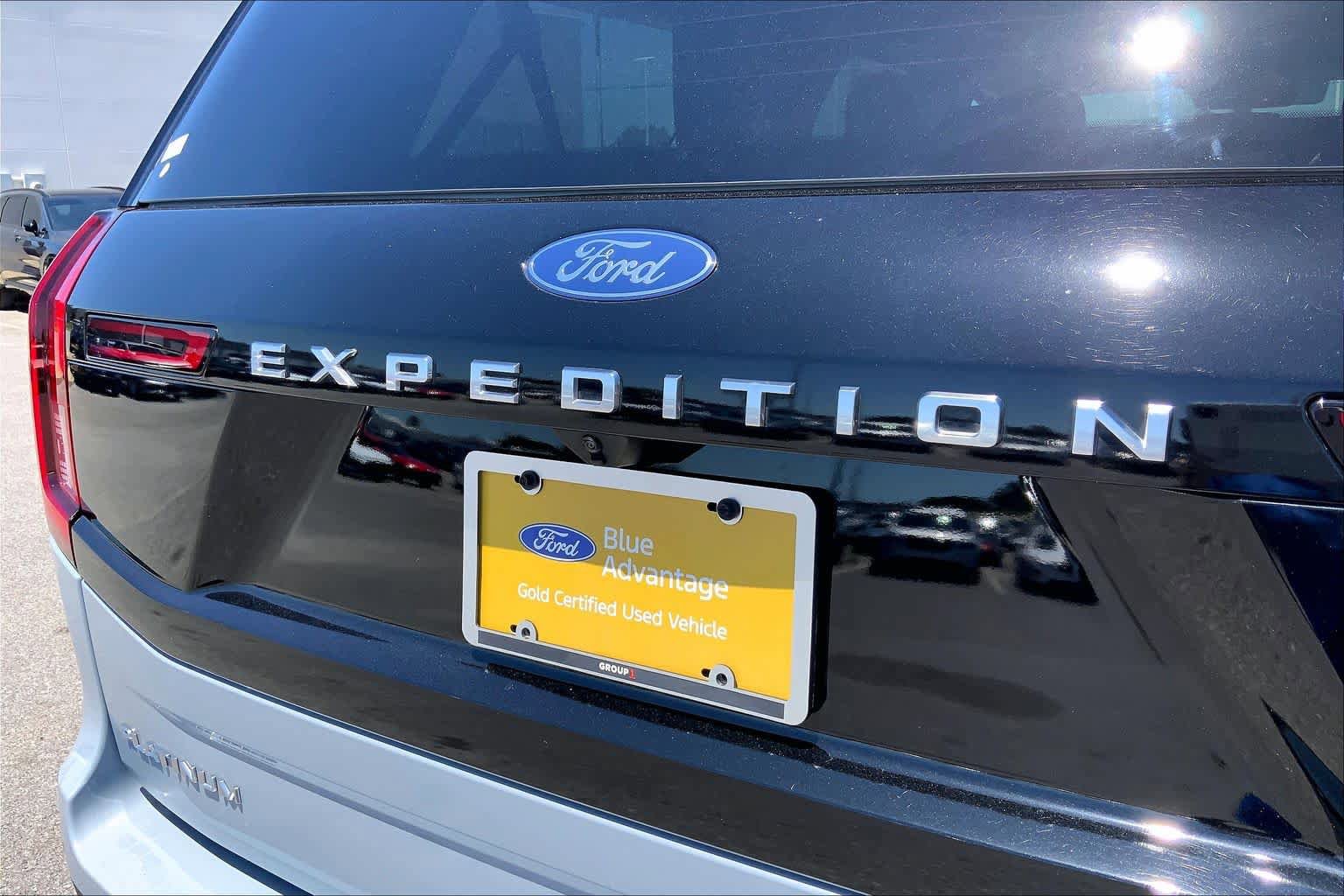 Certified 2025 Ford Expedition Max Platinum w/ Driver's Package AWD/4WD image 31