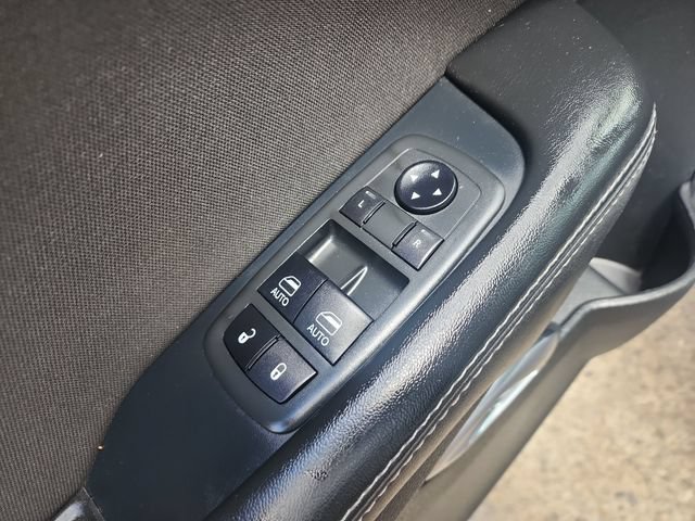 Used 2020 Dodge Challenger SXT RWD image 11