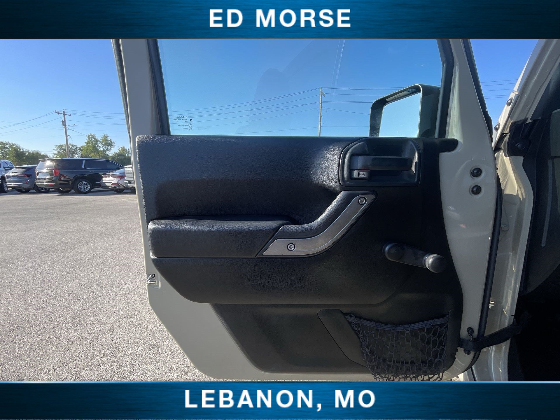 Used 2018 Jeep Wrangler Sport AWD/4WD image 19