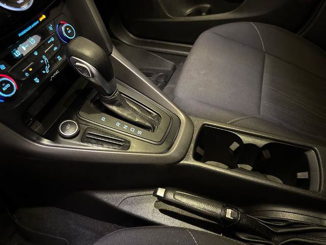 Certified 2017 Ford Focus SEL FWD image 29