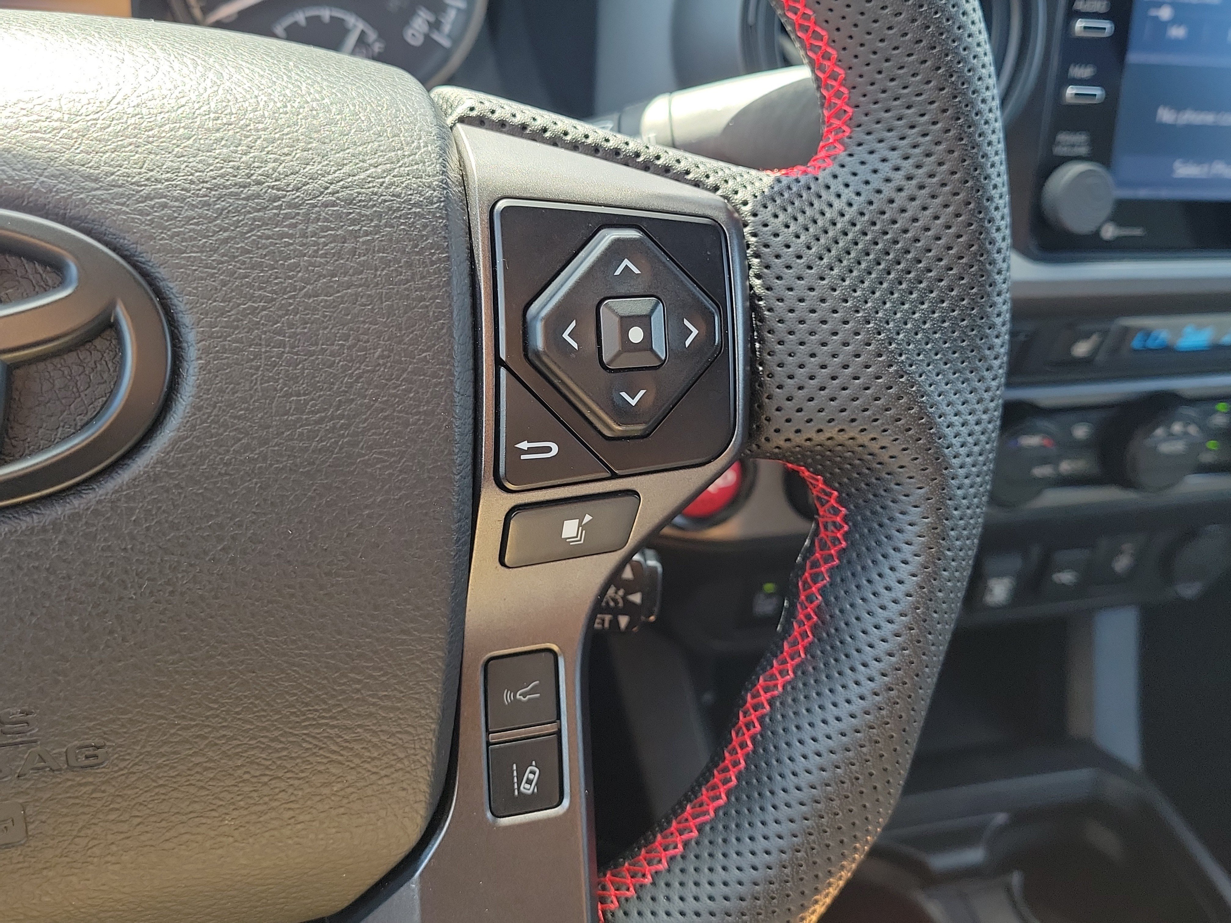 Used 2022 Toyota Tacoma TRD Pro AWD/4WD image 24