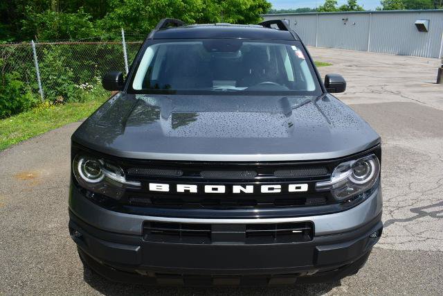 Certified 2024 Ford Bronco Sport Outer Banks w/ Tech Package AWD/4WD image 2
