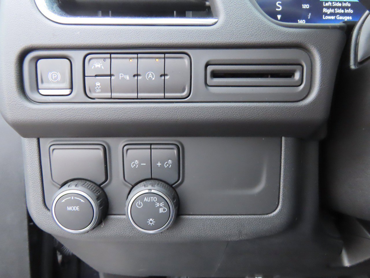 Used 2023 Chevrolet Tahoe LT RWD image 28