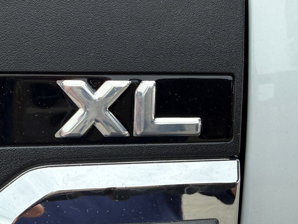 Certified 2025 Ford F250 XL w/ FX4 Off-Road Package AWD/4WD image 12