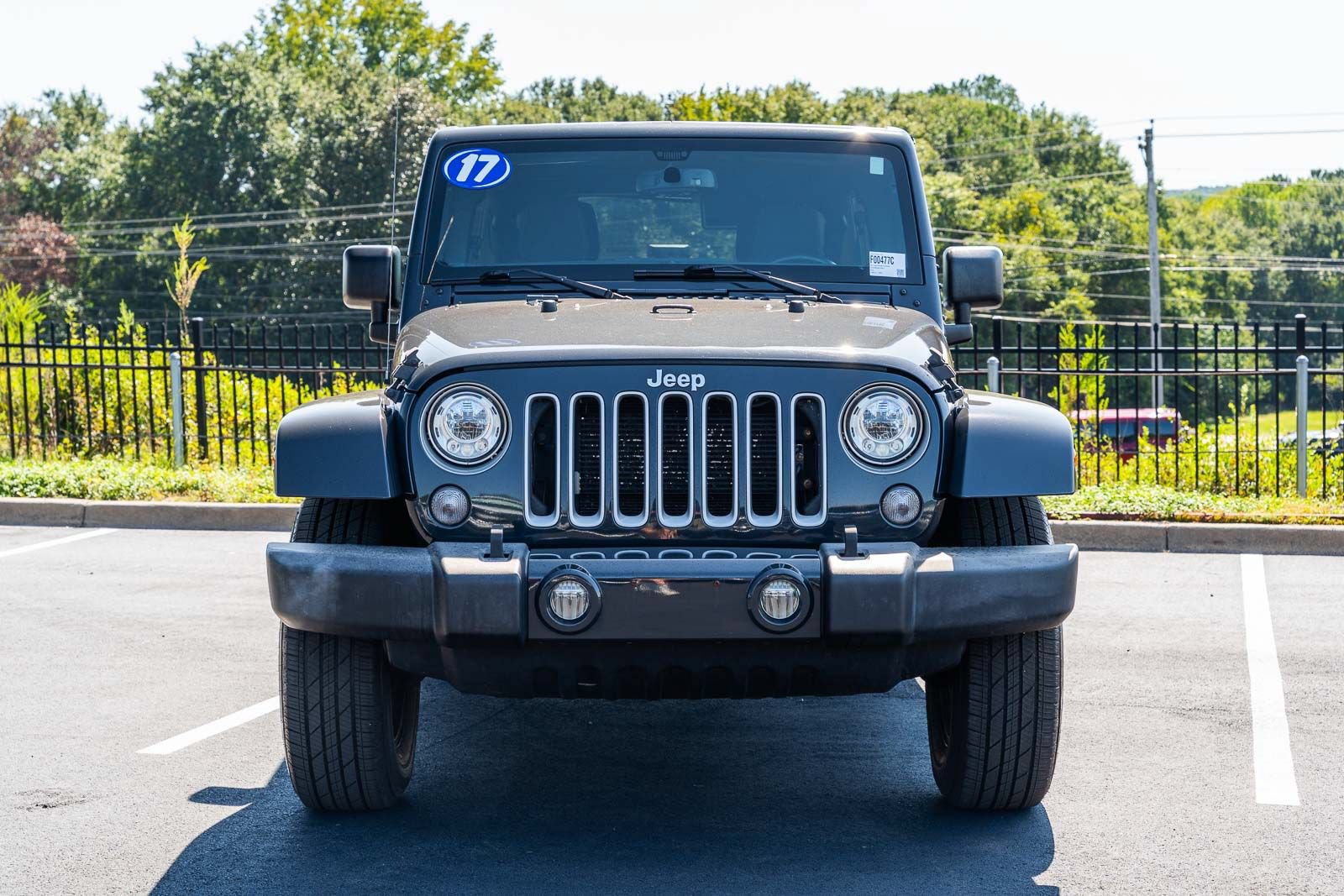Used 2017 Jeep Wrangler Unlimited Sahara AWD/4WD image 2