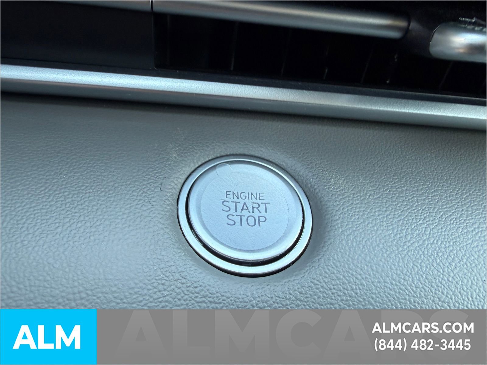 Used 2025 Hyundai Elantra Sport image 17